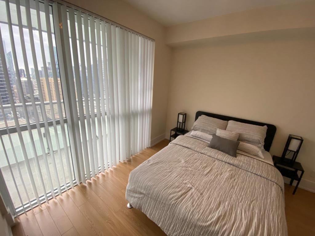 Grand View 2Br/2Ba Condos Cn Tower,Union,Tiff/Mtcc Toronto Zewnętrze zdjęcie