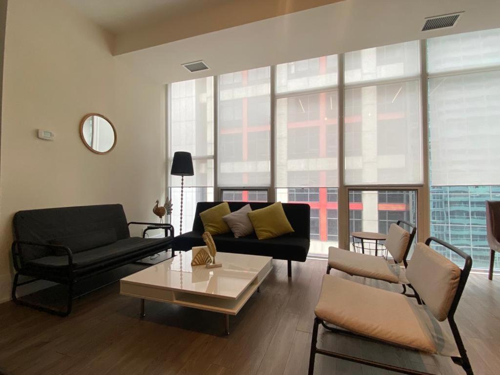 Grand View 2Br/2Ba Condos Cn Tower,Union,Tiff/Mtcc Toronto Zewnętrze zdjęcie