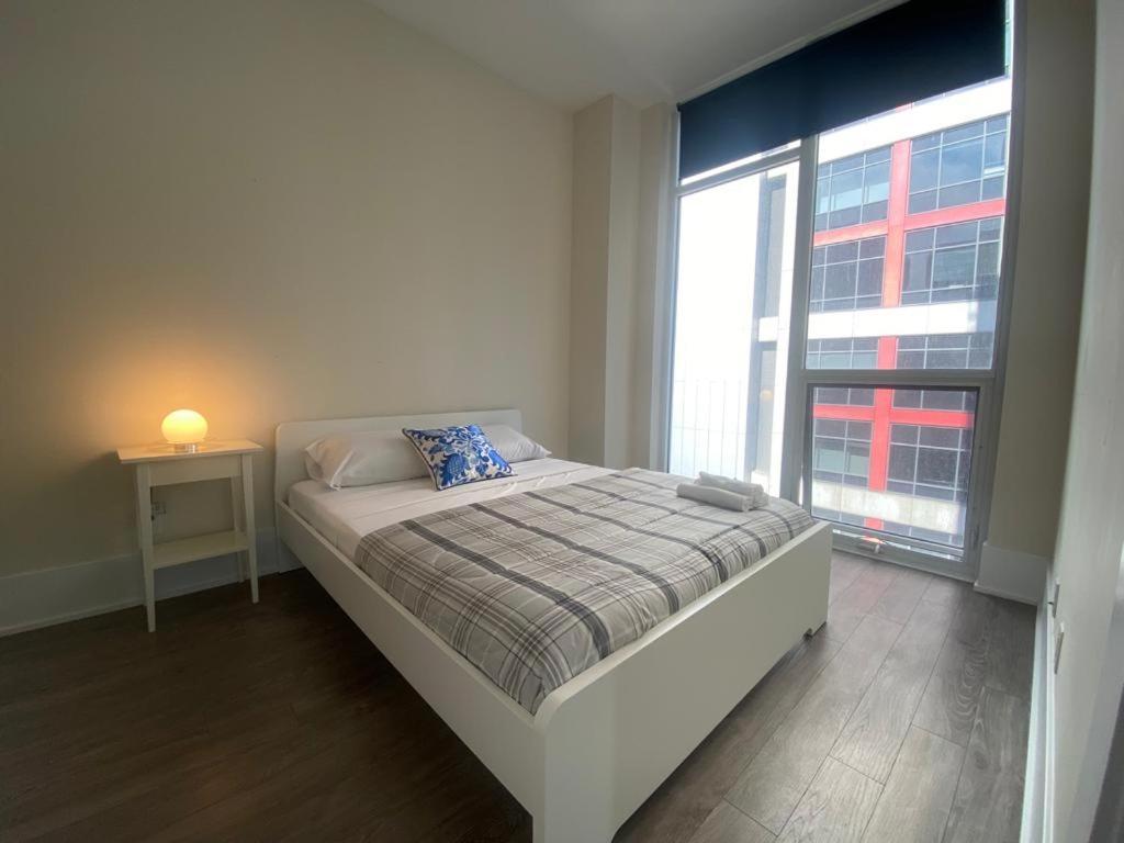Grand View 2Br/2Ba Condos Cn Tower,Union,Tiff/Mtcc Toronto Zewnętrze zdjęcie
